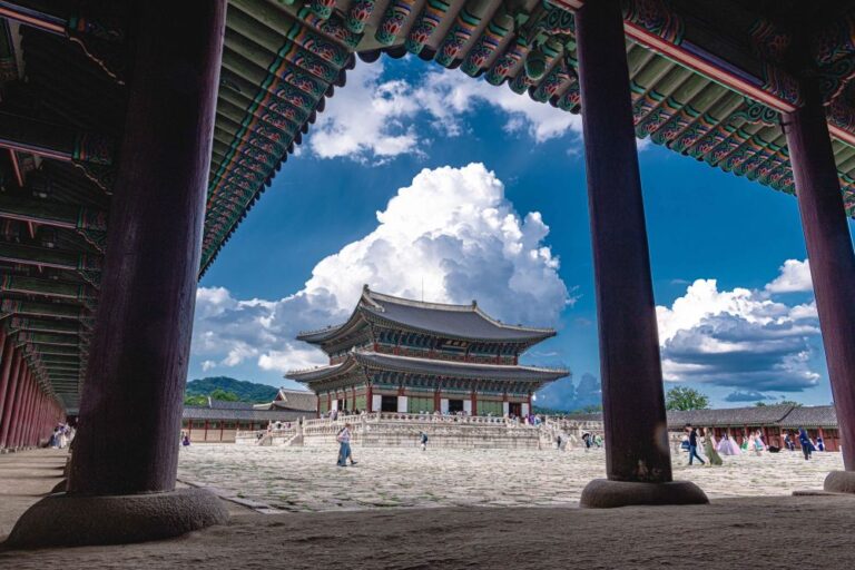Guide Corée Voyage Corée Circuit Organisé Corée Visite Corée Séoul gyeongbokgung geunjeongjeon